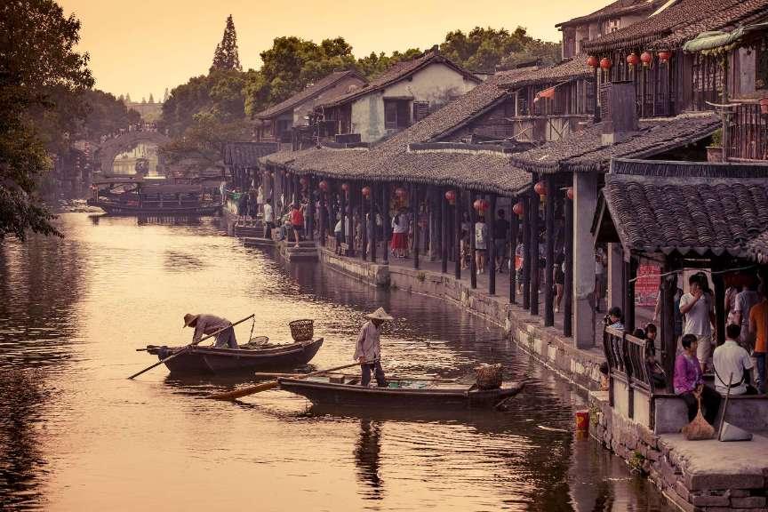 陕西:工会送万“福”温暖回家路